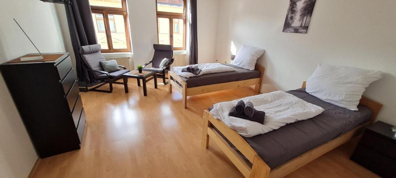 Cozy 2 Room Apartment In มัคเดอบวร์ก ภายนอก รูปภาพ